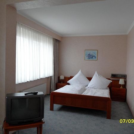 Wiking Hotel Хенштедт-Ульцбург Экстерьер фото